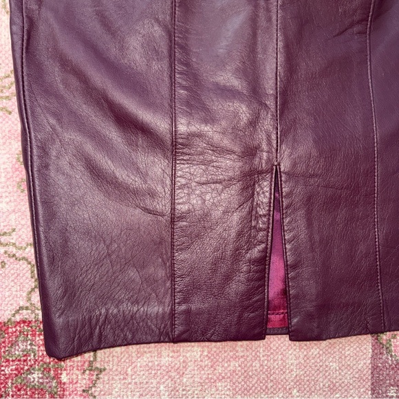 Vintage 90s Vibrant purple 100% Leather Pencil Skirt - size 2 - Picture 8 of 13